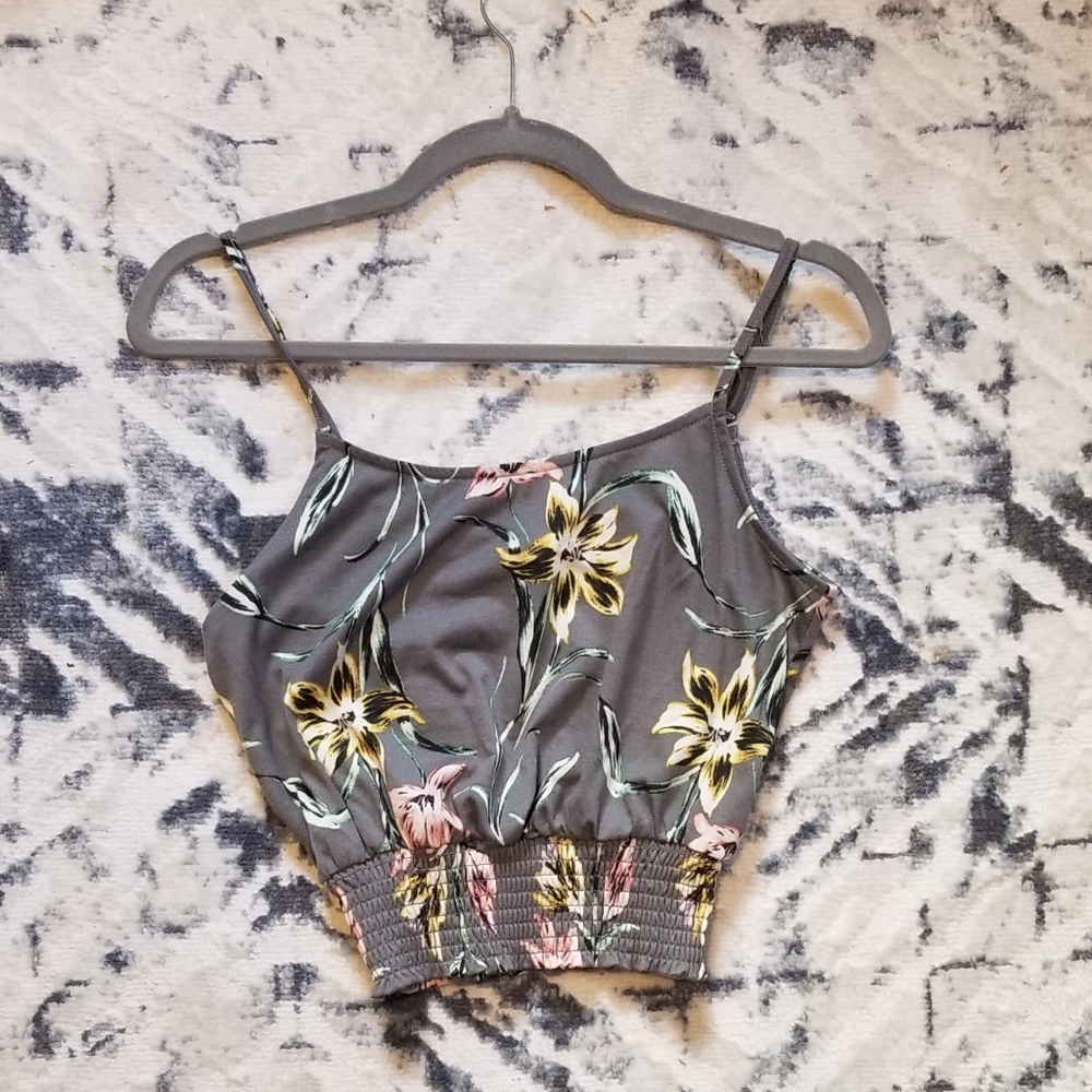 Love Fire XS Grey Floral Crop Top